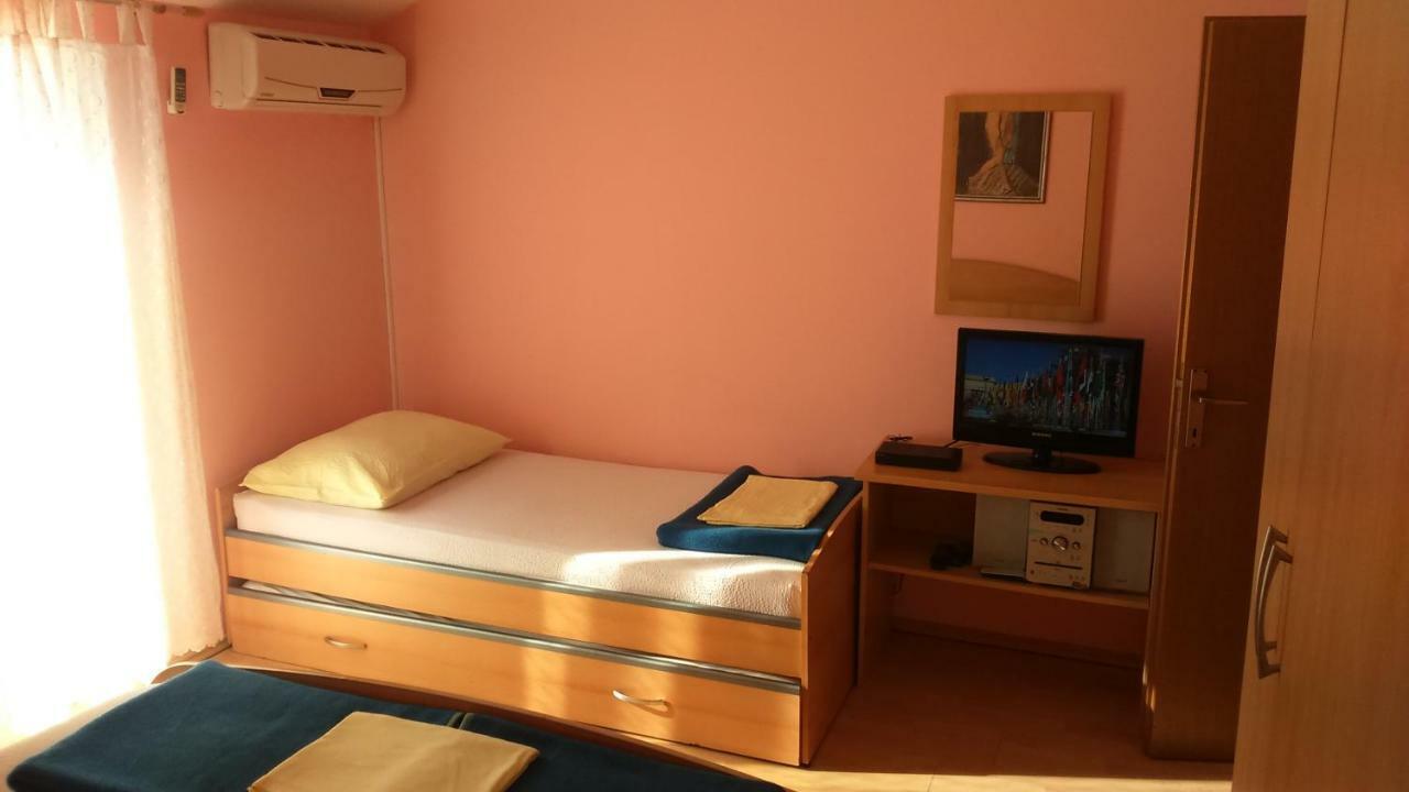 Apartman Lea Tučepi Exterior foto
