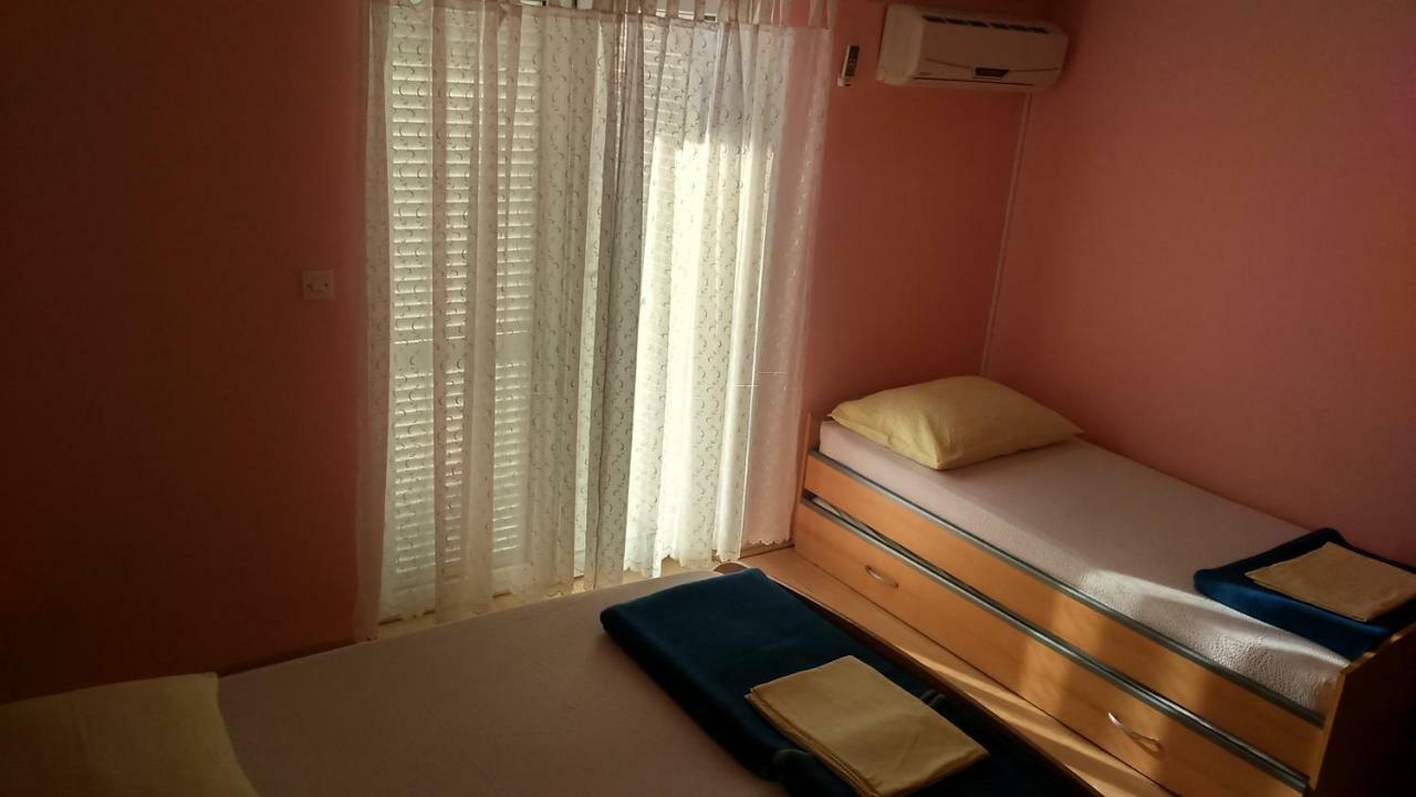 Apartman Lea Tučepi Exterior foto